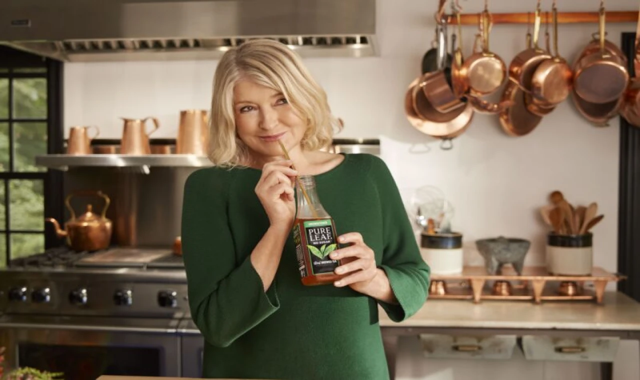 Pepsi Lipton, Pure Leaf'in yeni şekersiz buzlu çay kampanyası için Martha Stewart'ı seçti